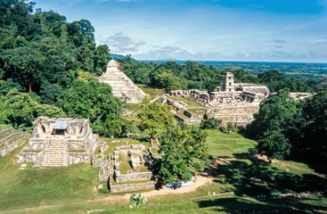 Gordijnen Mayan ruins in Palenque, Chiapas, Mexico. Aerial Panorama of Palenque archaeological site © Shootdiem