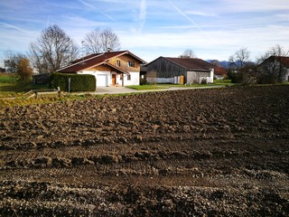 Obraz premium Haus im Acker