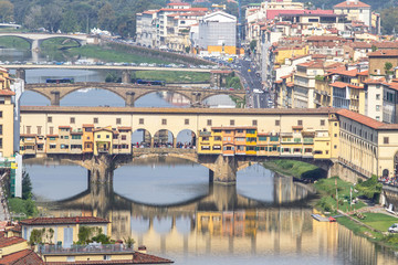 Fototapeta na wymiar Ponte Vecchio in Florence, Italy