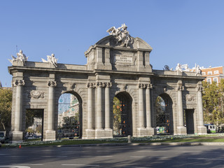 Obraz premium Puerta de Alcalá. Madrid, Spain.