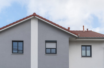 Fenster eines Hauses in anthrazit 