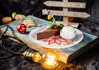 Chocolate brownies with ice cream