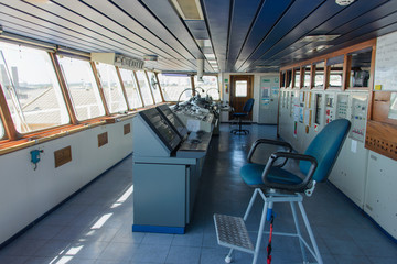 Navigational bridge on vessel