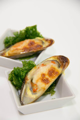  Shellfish mussels Baked  with cheese in shells served