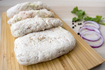 raw chicken cutlets