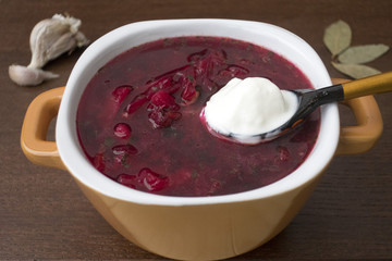 borsch with sour cream