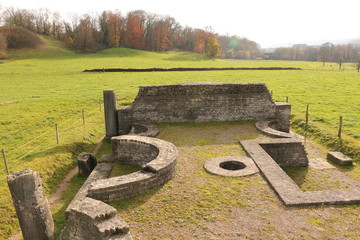 Reste der alten Tempelanlage 