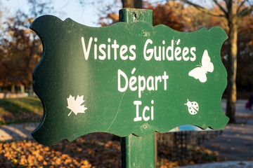 Point de rencontre pour promeneurs en for&ecirc;t