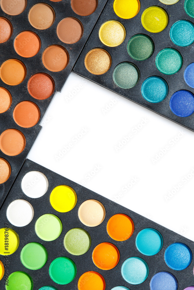 Sticker Palette with a multicolored eyeshadows