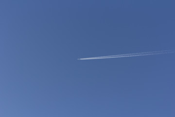 trace of the plane in the sky