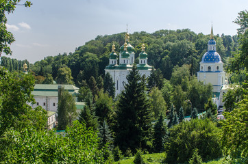 Fototapeta na wymiar Vydubitsky Monastery
