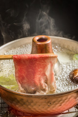 黒毛和牛でしゃぶしゃぶ鍋　Shabu-shabu hot pot Japanese beef