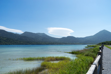 恐山にある宇曽利湖の風景