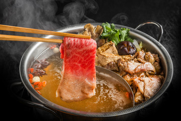 中華火鍋　薬膳料理　Chinese fire hot pot Health Food
