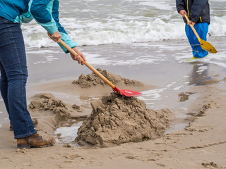 Nordsee spielen im Sand