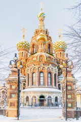 Fototapeta na wymiar winter view of the Church of the Savior on Blood in St. Petersburg