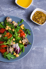 Salad with chickpeas and vegetables