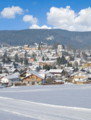 Fototapeta na wymiar der winterliche Urlaubsort Bodenmais im Bayerischen Wald,Niederbayern,Deutschland