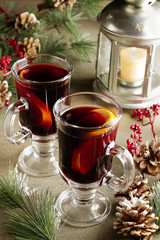 Mulled wine with lamp