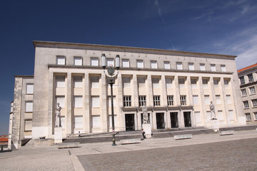 Obraz premium Portugal, faculté des lettres de Coimbra