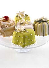 modern small cakes different style