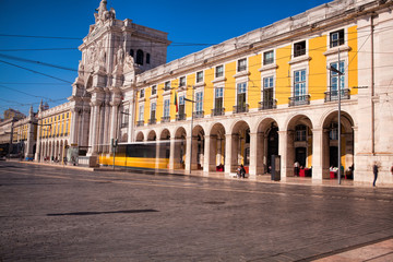 Fototapeta na wymiar Long exposure shot . Commerce square (Praca do Comercio) in Lisbon, Portugal .