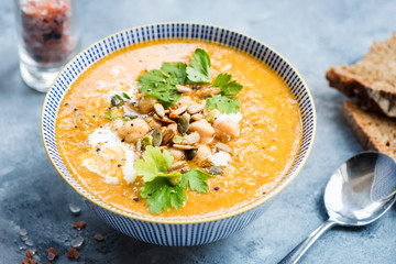 Vegetarian Soup from carrots, tomatoes, brocolli and chickpeas