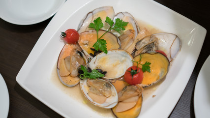 Baked Oysters Cheese