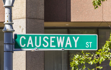 Obraz premium street sign causewas Street downtown Boston, Massachusetts