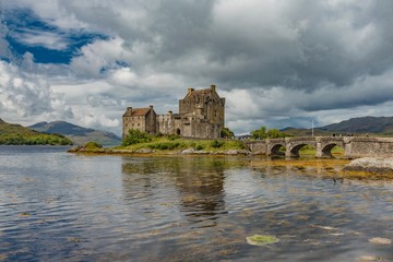 Fototapeta na wymiar Eilan Donan Castle in Scotland England