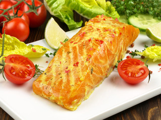 Lachssteak mit Senfmarinade