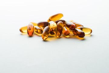 CLA, omega 3 yağ kapsülleri