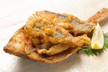 カレイの唐揚げ