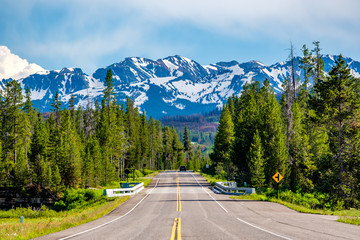 Fototapeta na wymiar Road from Yellowstone to Grand Teton