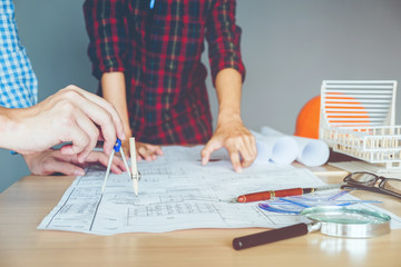 Engineer meeting for architectural project and working with partner engineering on workplace