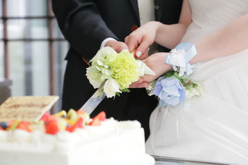 ウエディングケーキ入刀