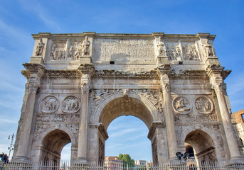 Fototapeta na wymiar Triumphal Arch of Constantine in Rome, Italy