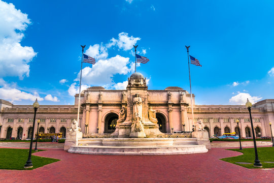 Washington DC - June 6, 2017: Union Station at columbus circle with Christopher Columbus Memorial Fountain in Washington D.C.