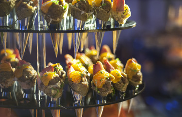 canape recipe, meat and orange in crispy cone