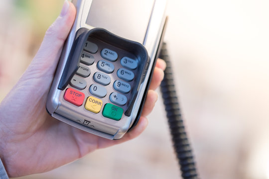 EC- / Bankomat - Karten Terminal, Plastikgeld im Handel
