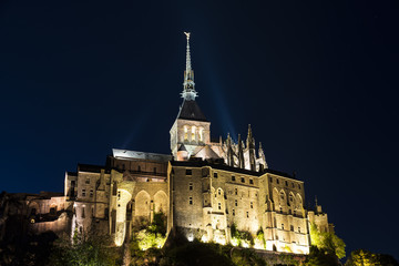 Der Mont St. Michel ist eine touristische Attraktion Frankreichs und gehört zum Unesco...