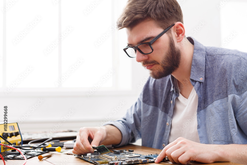 Aufkleber Technician upgrade of computer copy space