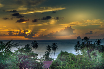 Martinique : coucher de soleil sur la mer