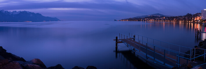 Panorama of  Montreux at night - obrazy, fototapety, plakaty