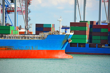 Port cargo crane, ship and container