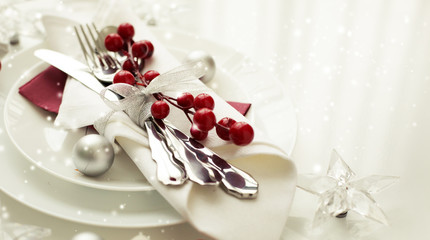 Christmas table setting. Holiday Decorations