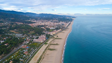Photo a&eacute;rienne de Canet de Mar, en Espagne