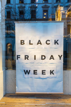 Schild Black Frieda Week