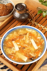 A bowl of hot and sour soup        