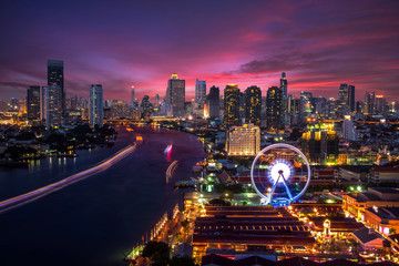 Obraz premium Bangkok cityscape. Bangkok night view in the business district. at twilight